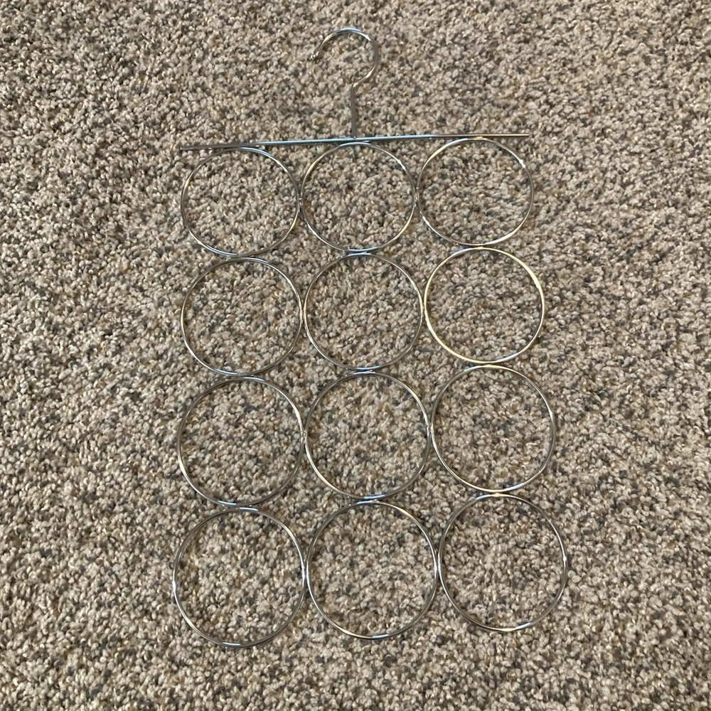 Scarf Hanger (Scarves not included)